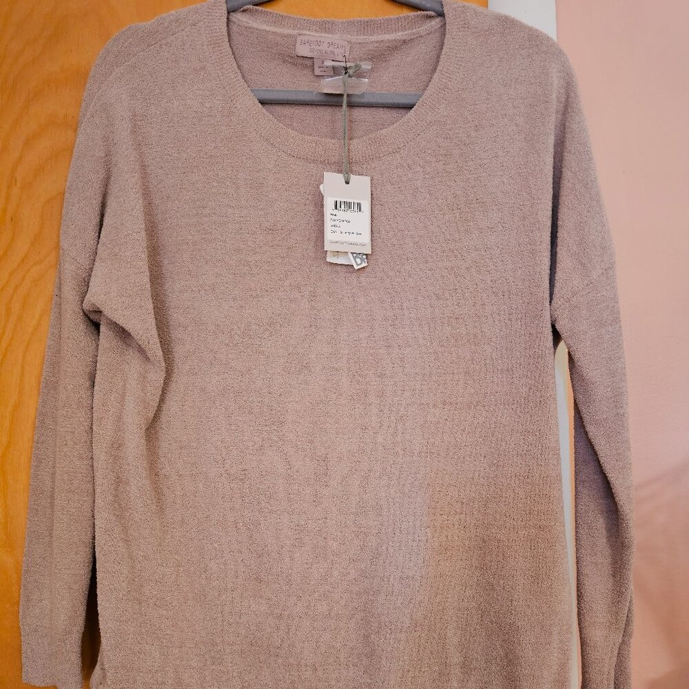 Barefoot dreams Small top